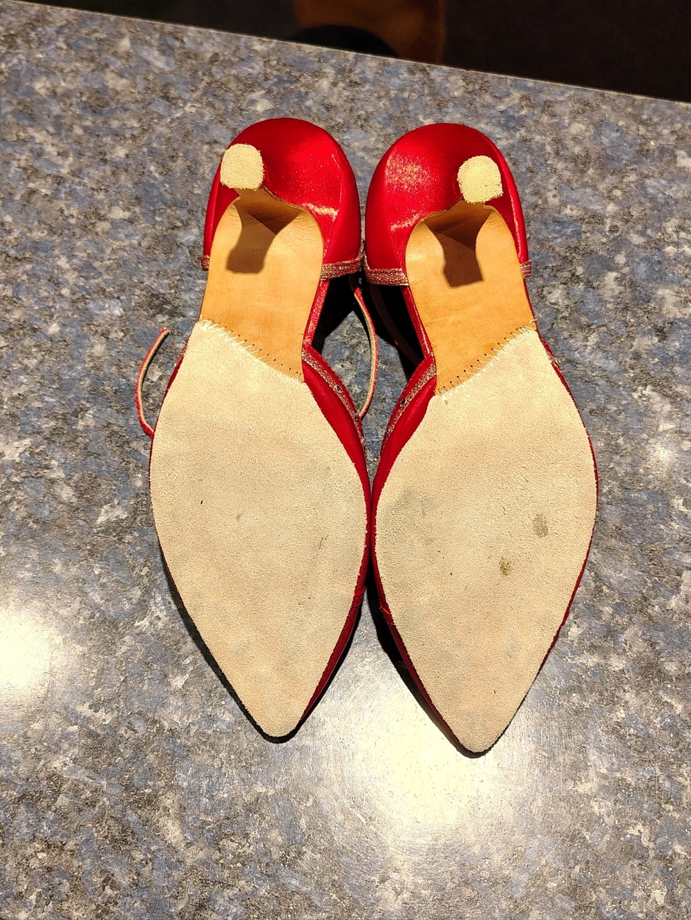 Practically Like New Red Capezio Ballroom Dance Shoes. 8.5 - Picture 4 of 9
